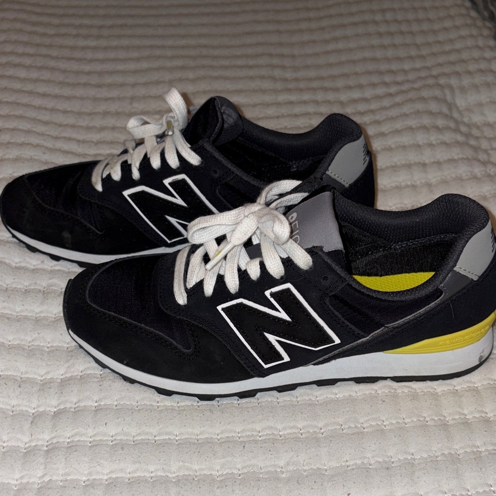 New Balance FIGS edition Black and Yellow Athletic Shoes size 6.5 w